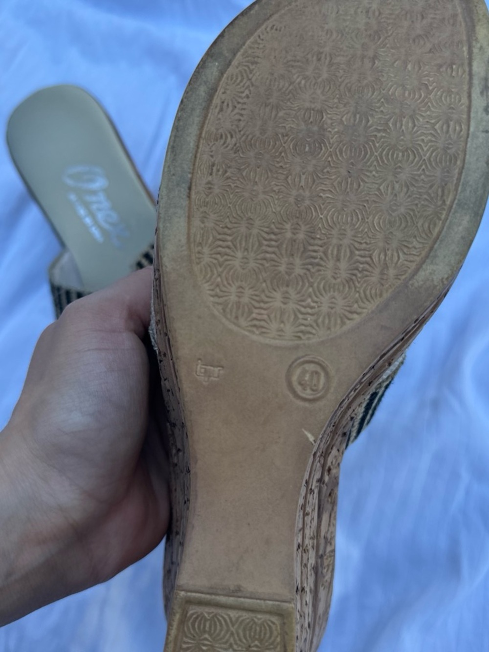 Onex Natural and Black Woven Wedge Slide - Picture 5 of 5